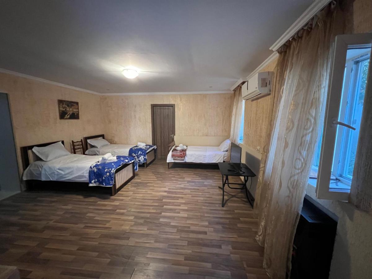 Cozy Apartment In The Centre Of Kutaisi Exterior foto